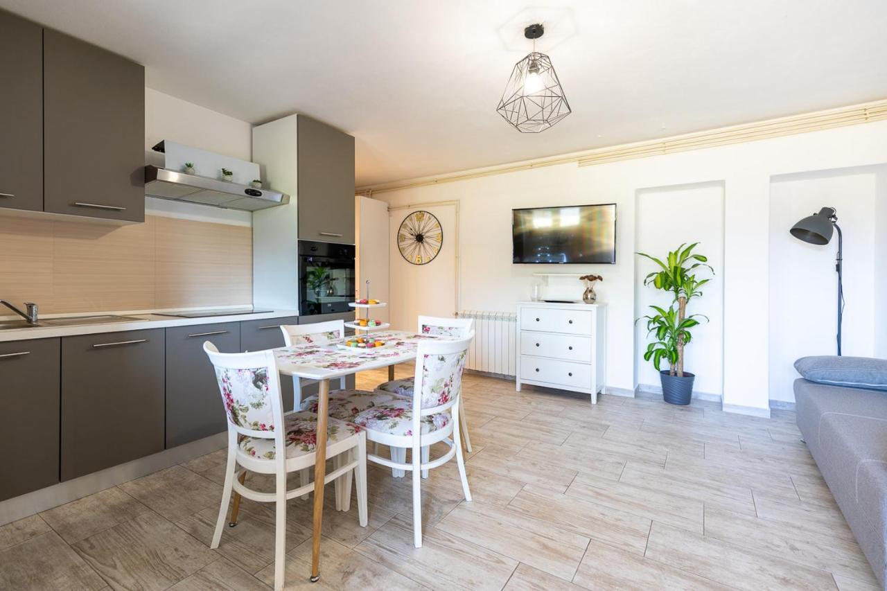 Apartment Sanja-marino *